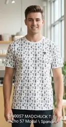 Remera blanca con dibujos